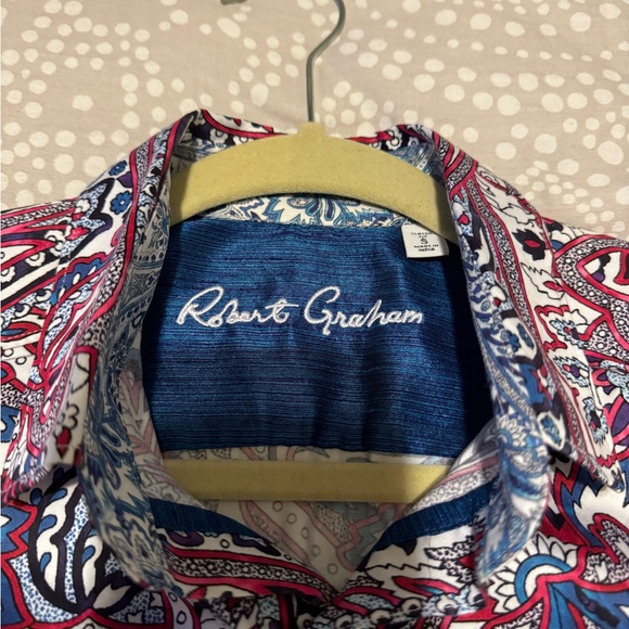 Robert Graham Short sleeve- Never worn, still has tags - Picture 2 of 4